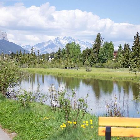 Luxury Canmore Vacations Екстериор снимка