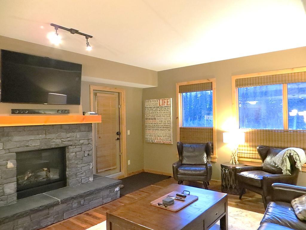 Luxury Canmore Vacations Екстериор снимка