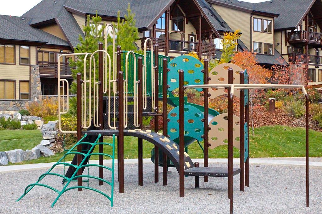 Luxury Canmore Vacations Стая снимка